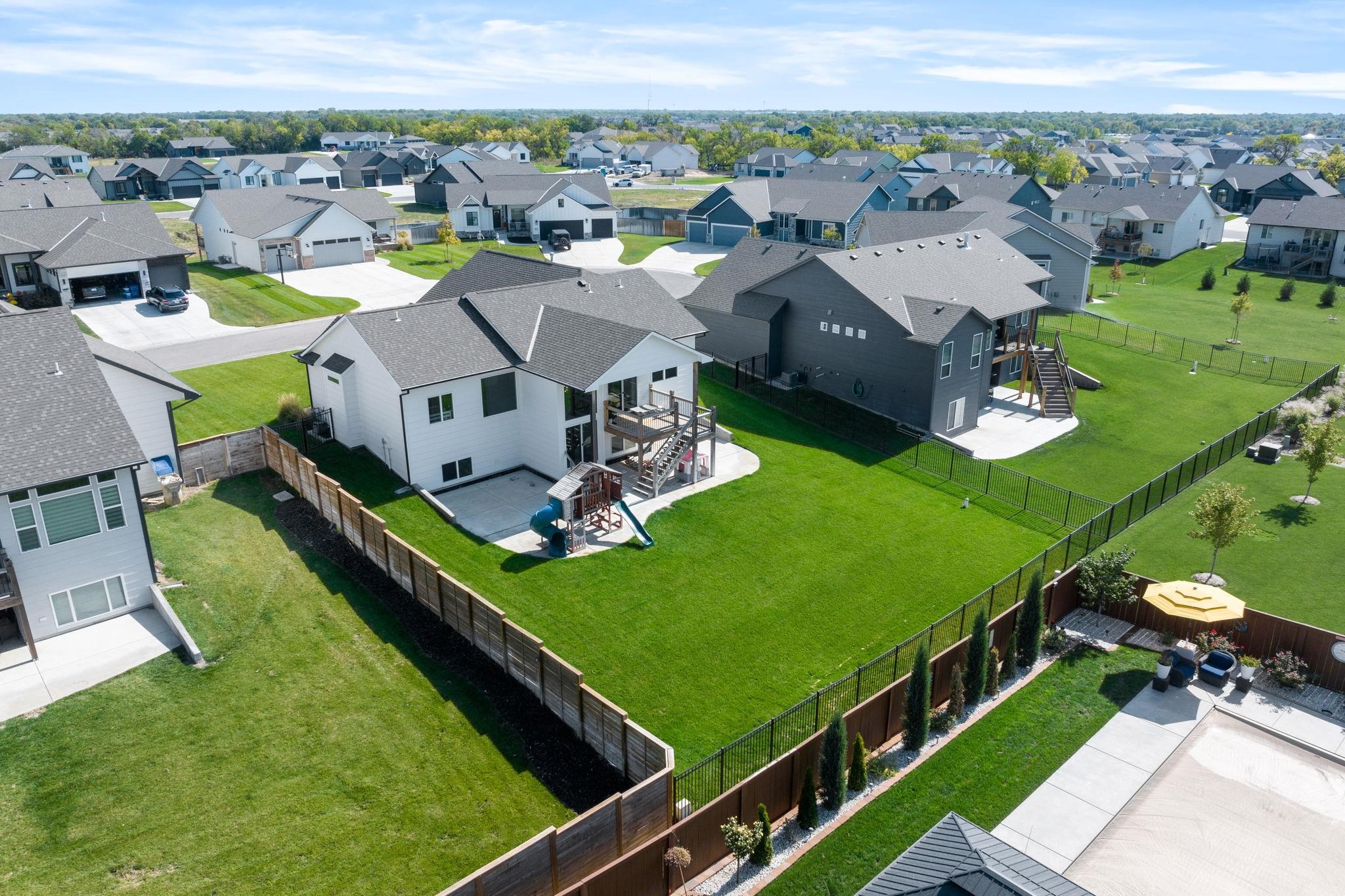 2545 N Pebble Ct, Andover, Kansas image 35