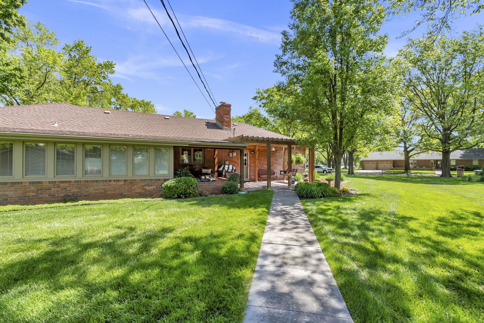1305 Bristol Road, Hutchinson, Kansas image 31