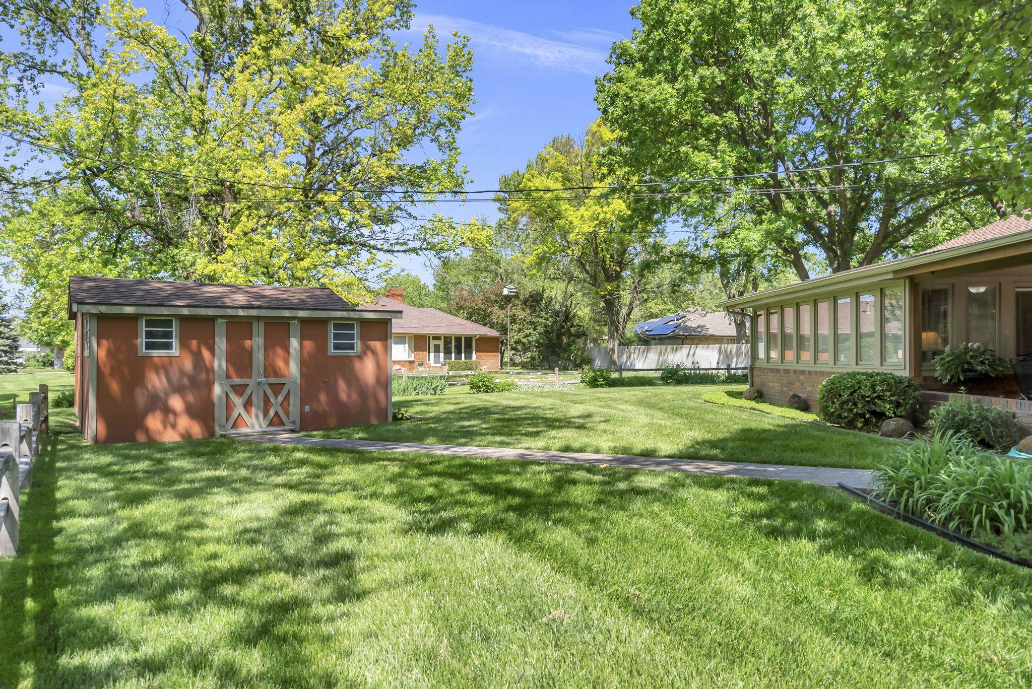 1305 Bristol Road, Hutchinson, Kansas image 32