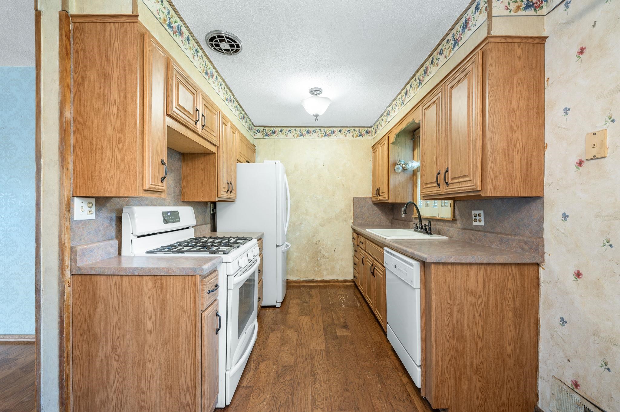 643 N Atherton St, Maize, Kansas image 13