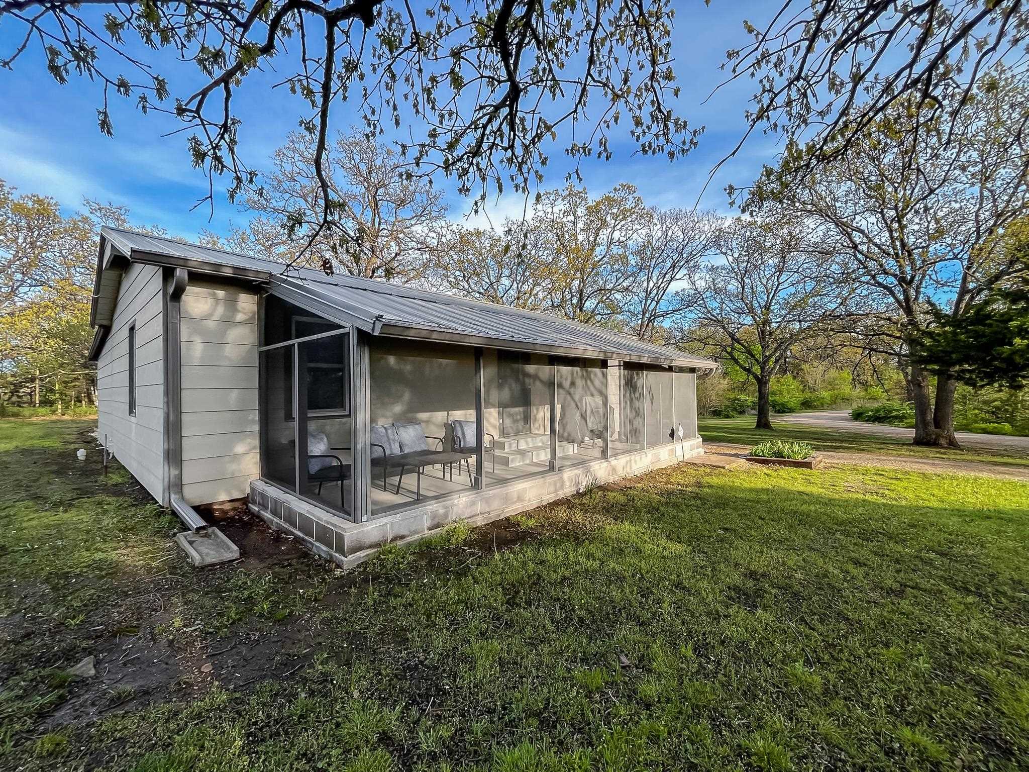 205 N Sunset Terrace, Toronto, Virginia image 3