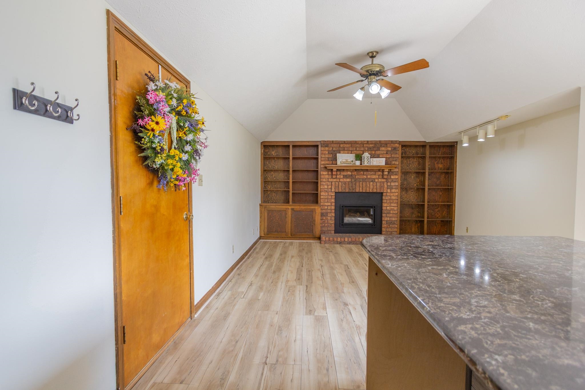 2430 Village Ln, Salina, Kansas image 10