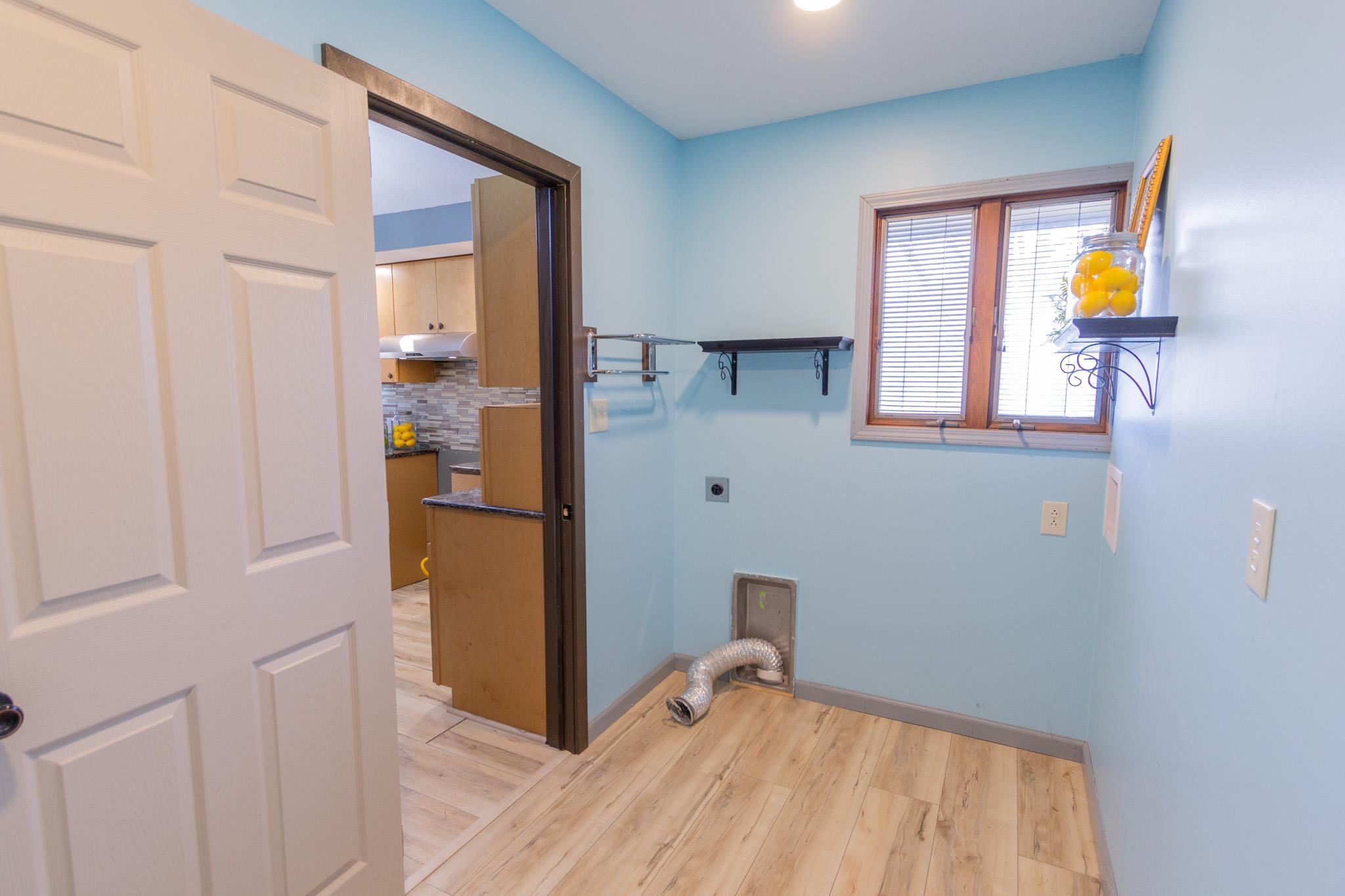 2430 Village Ln, Salina, Kansas image 13
