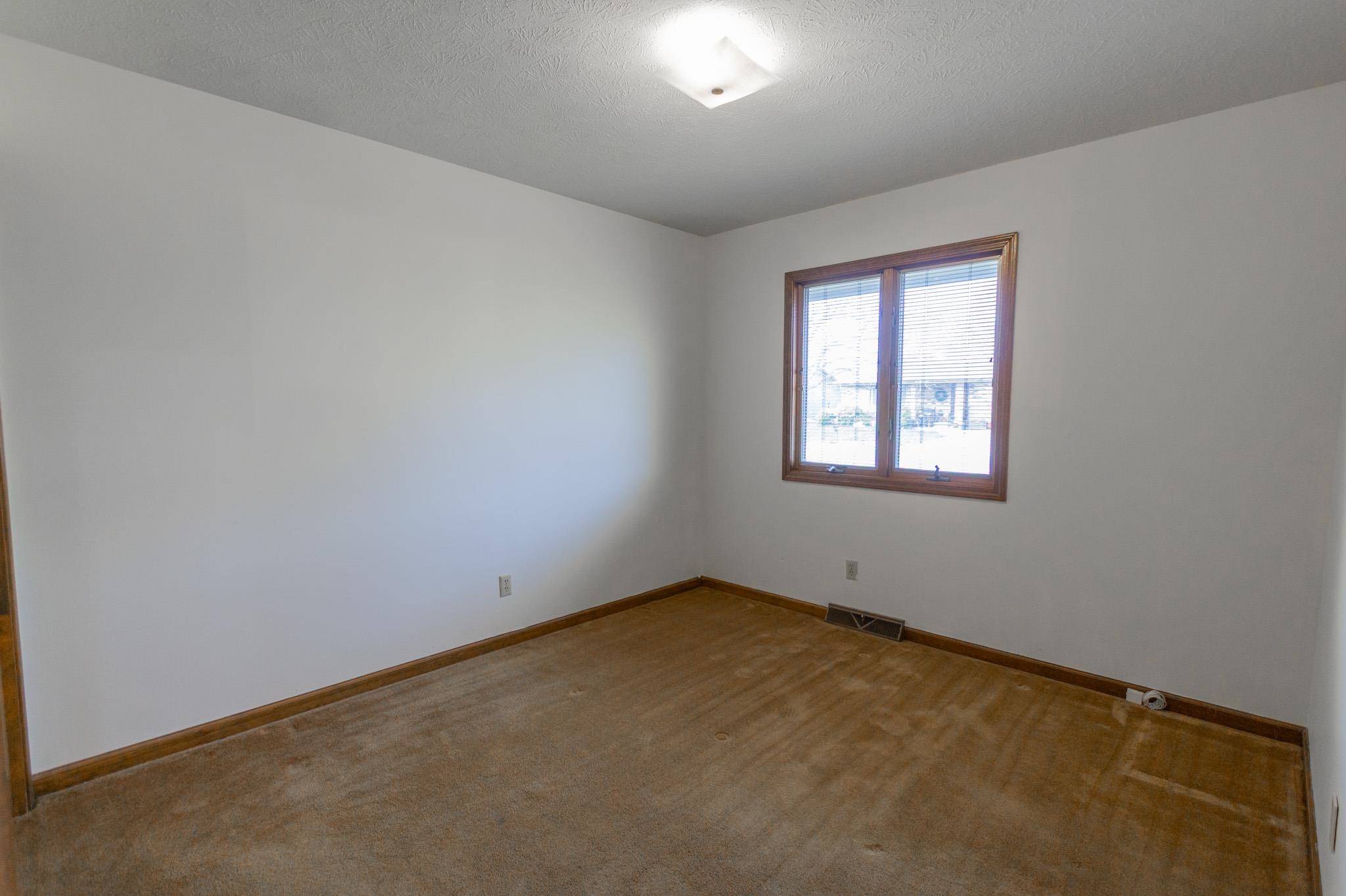 2430 Village Ln, Salina, Kansas image 22