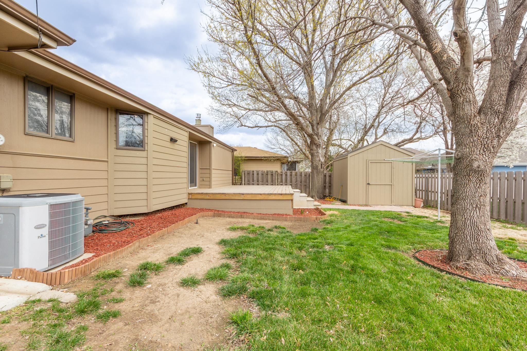 2430 Village Ln, Salina, Kansas image 34
