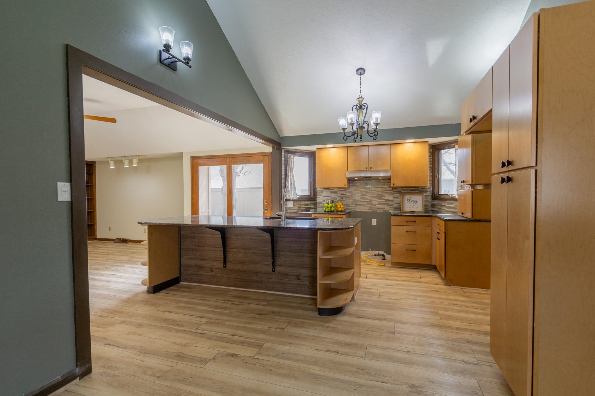 2430 Village Ln, Salina, Kansas image 6