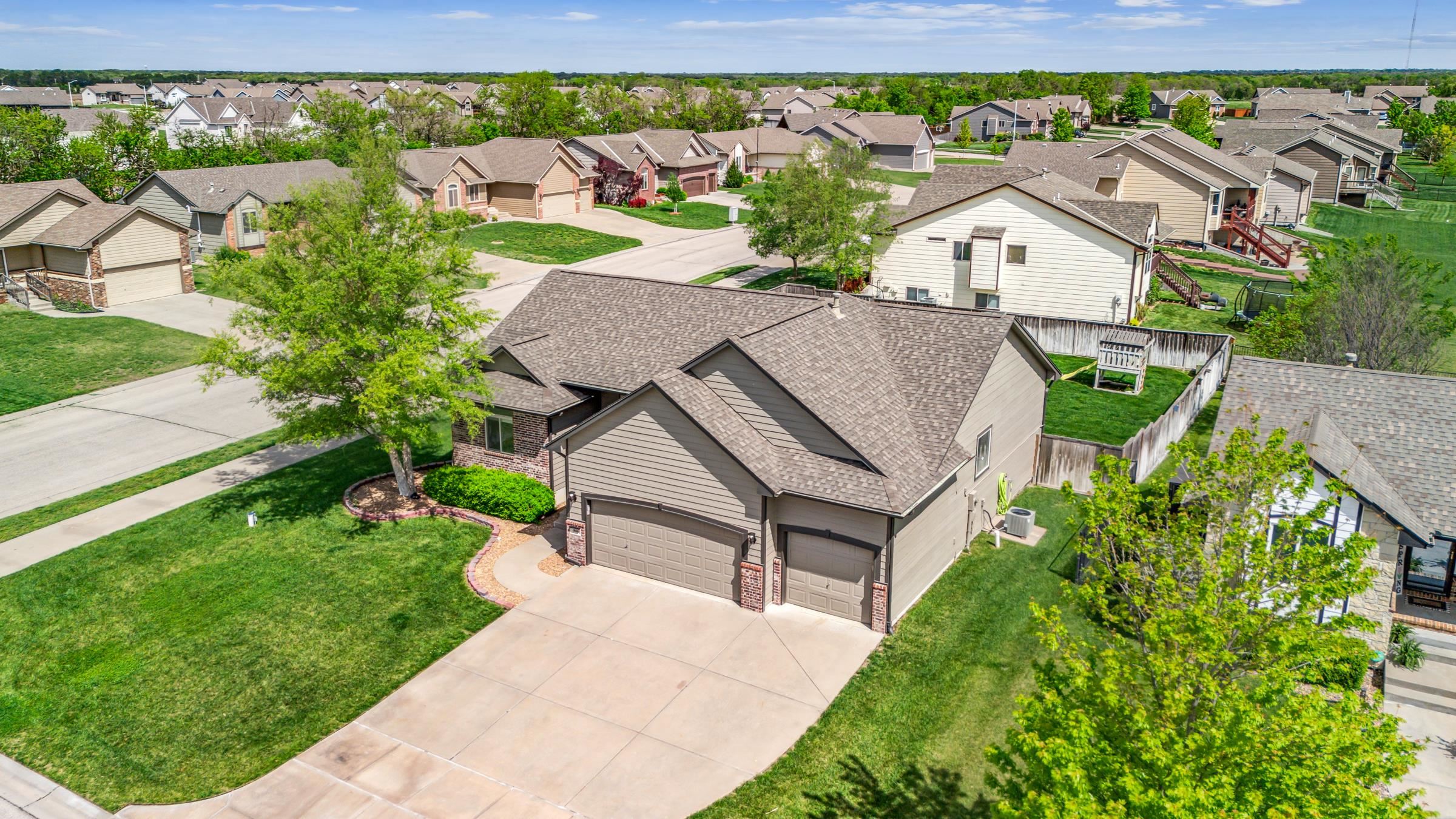 806 W Sandstone Ct, Andover, Kansas image 5