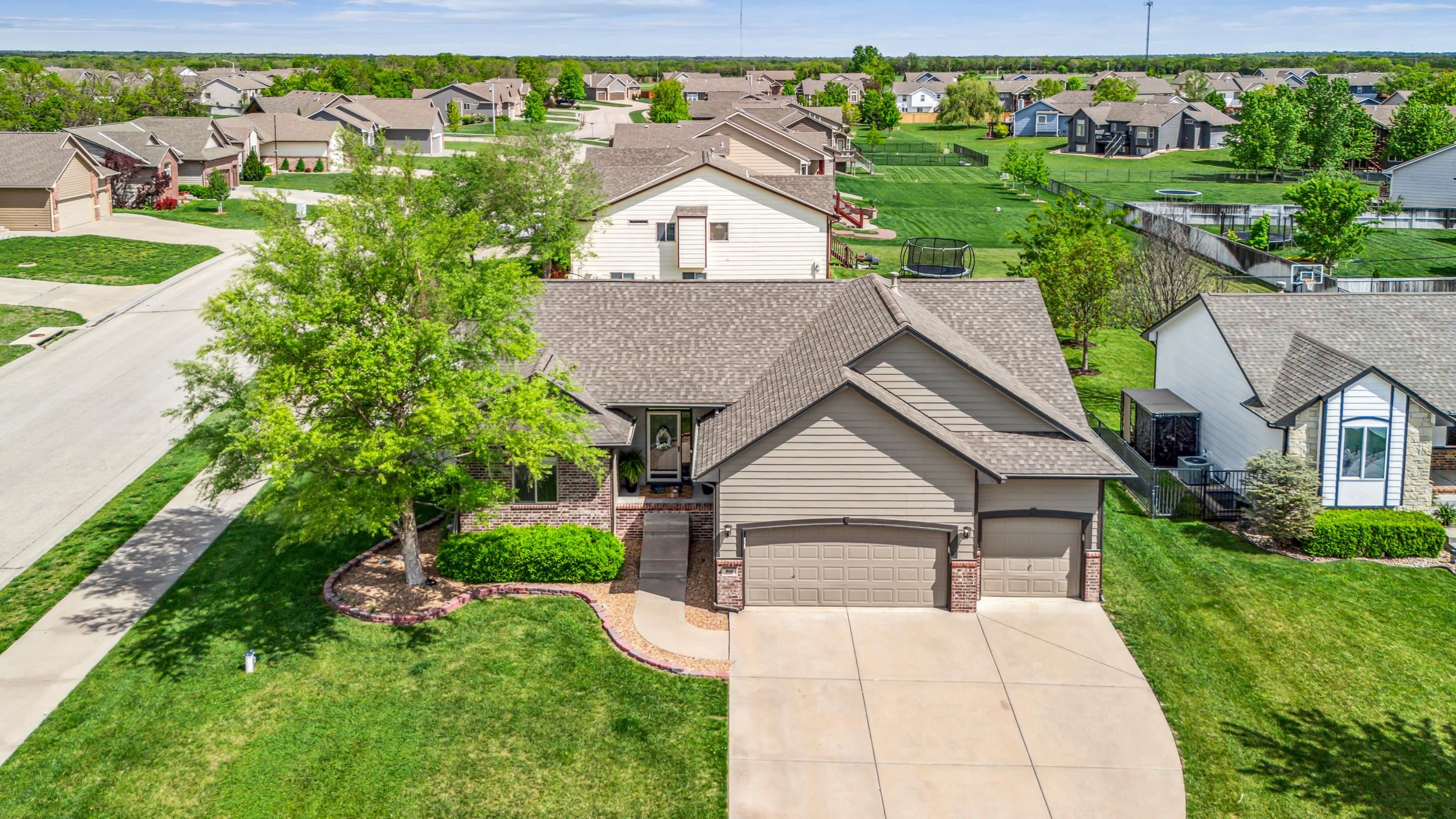 806 W Sandstone Ct, Andover, Kansas image 4
