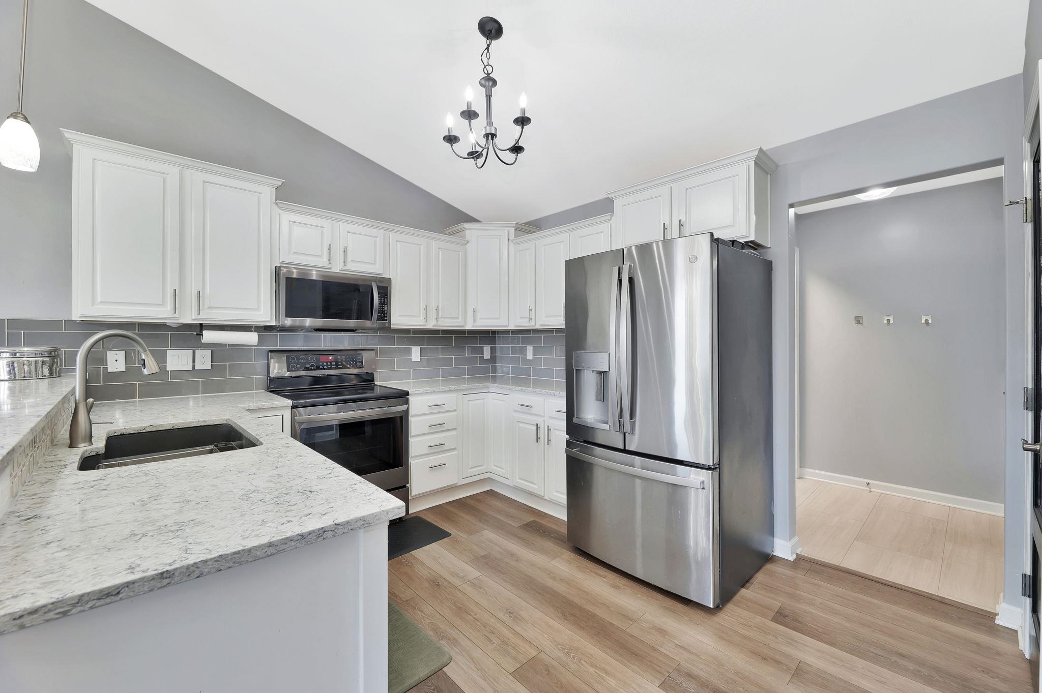 10701 W Dallas St, Wichita, Kansas image 6