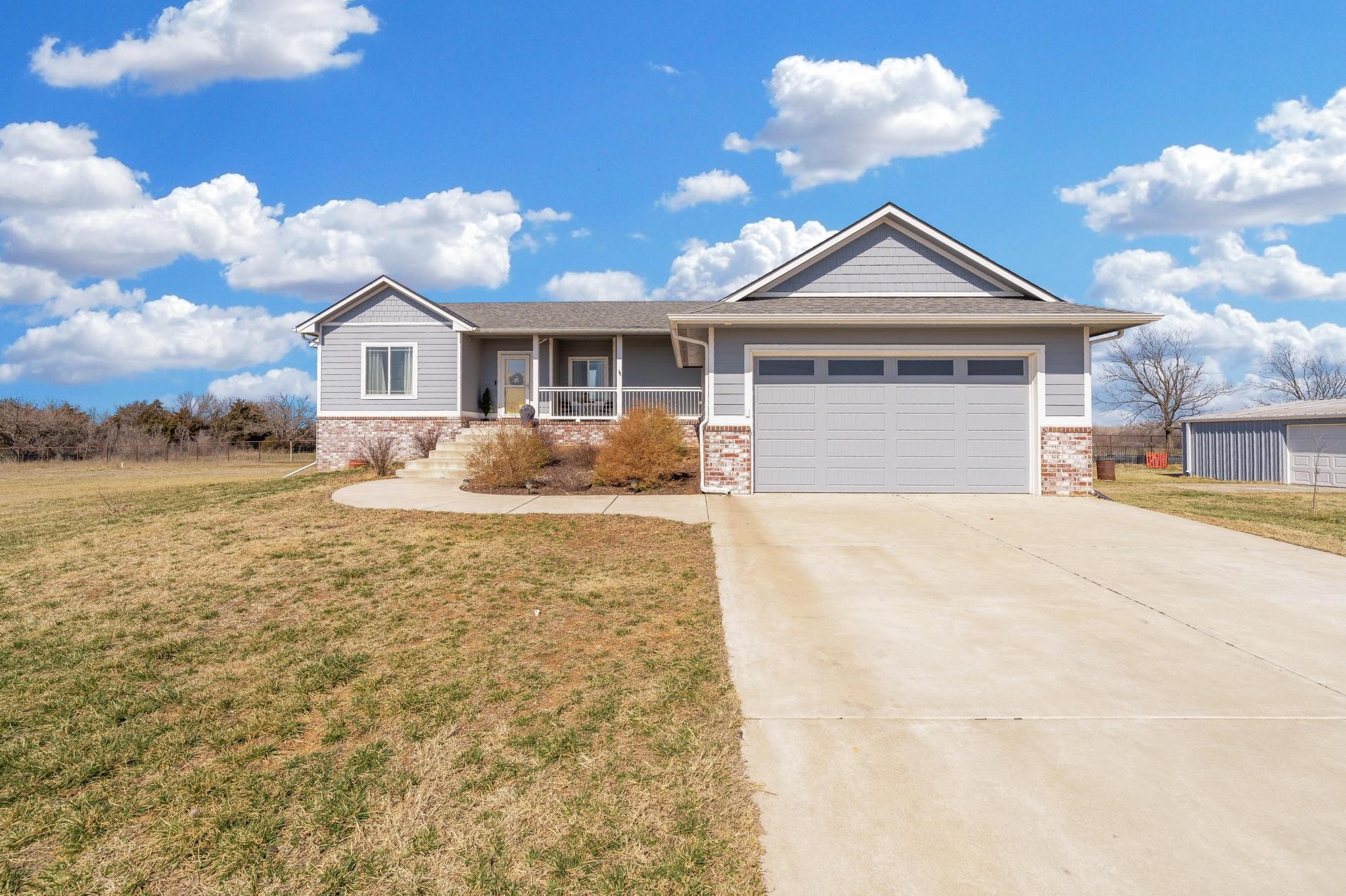 10686 SW 210th St, Douglass, Kansas image 1
