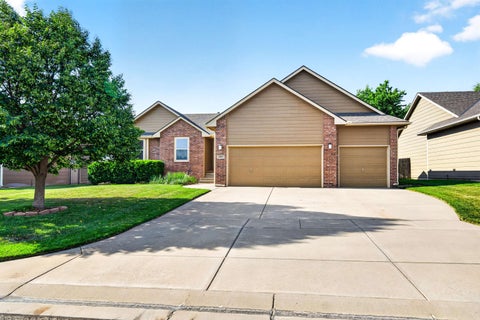 Homes For Sale - 13813 W Texas<br/> Sedgwick County, Wichita, KS 67235