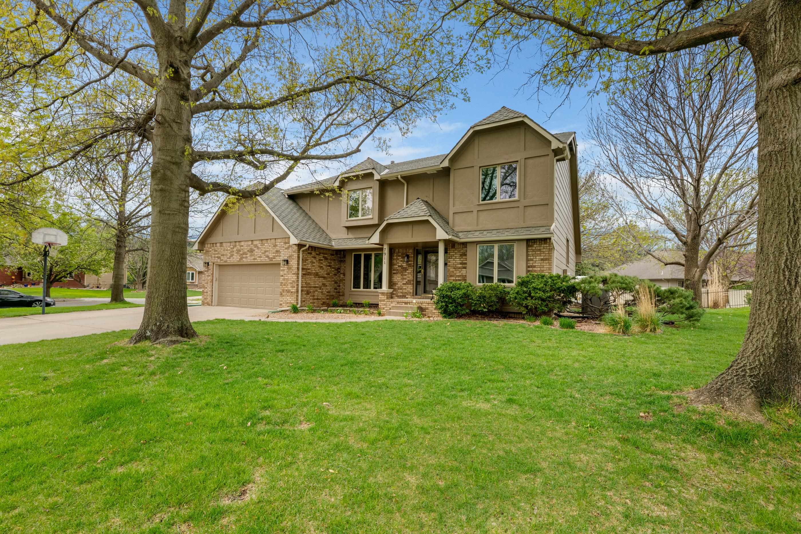 7911 W Birdie Lane Cir, Wichita, Kansas image 2