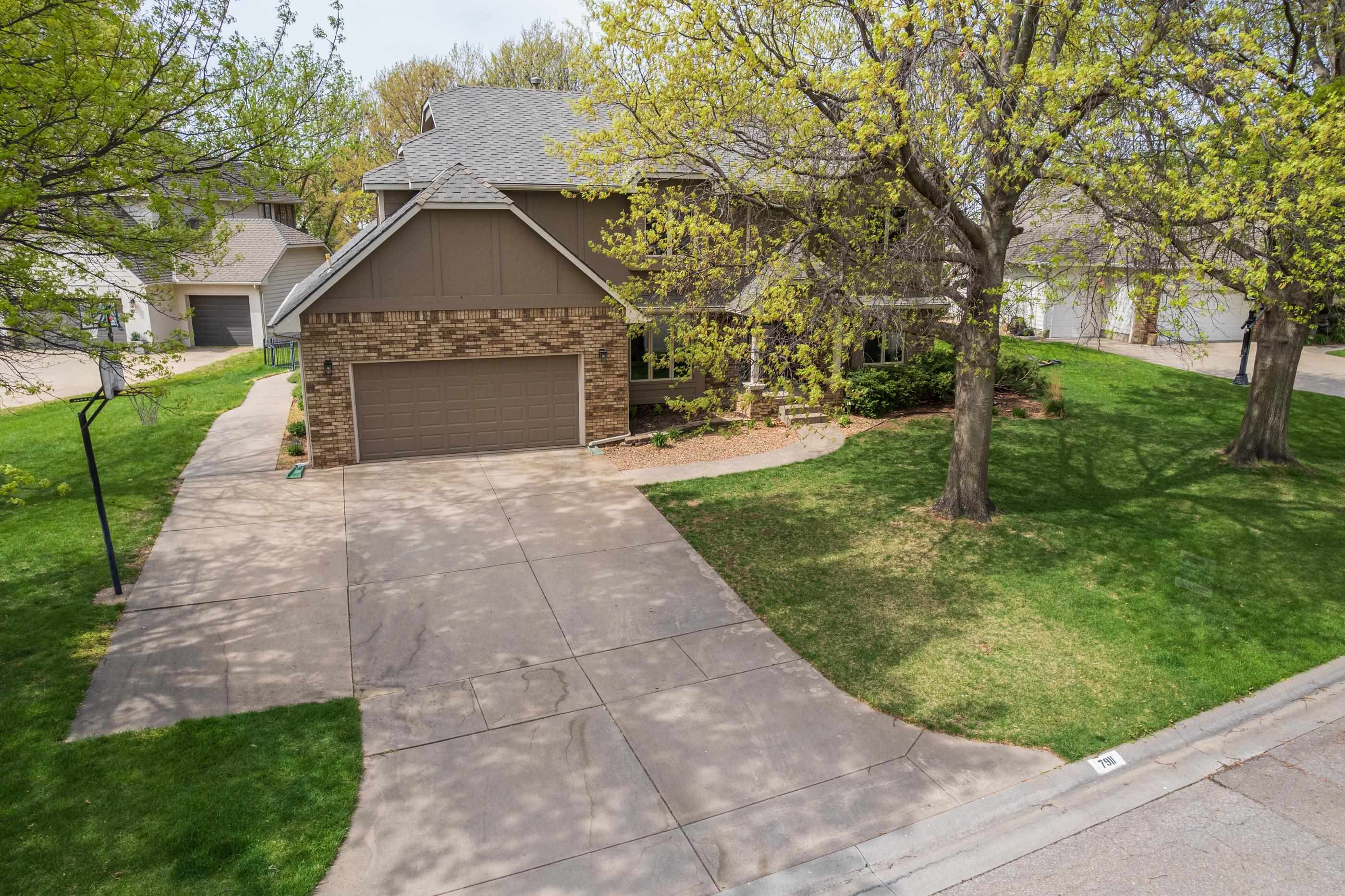 7911 W Birdie Lane Cir, Wichita, Kansas image 1