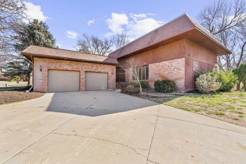 Homes For Sale - 530 N Washington St<br/> Lindsborg, KS 67456