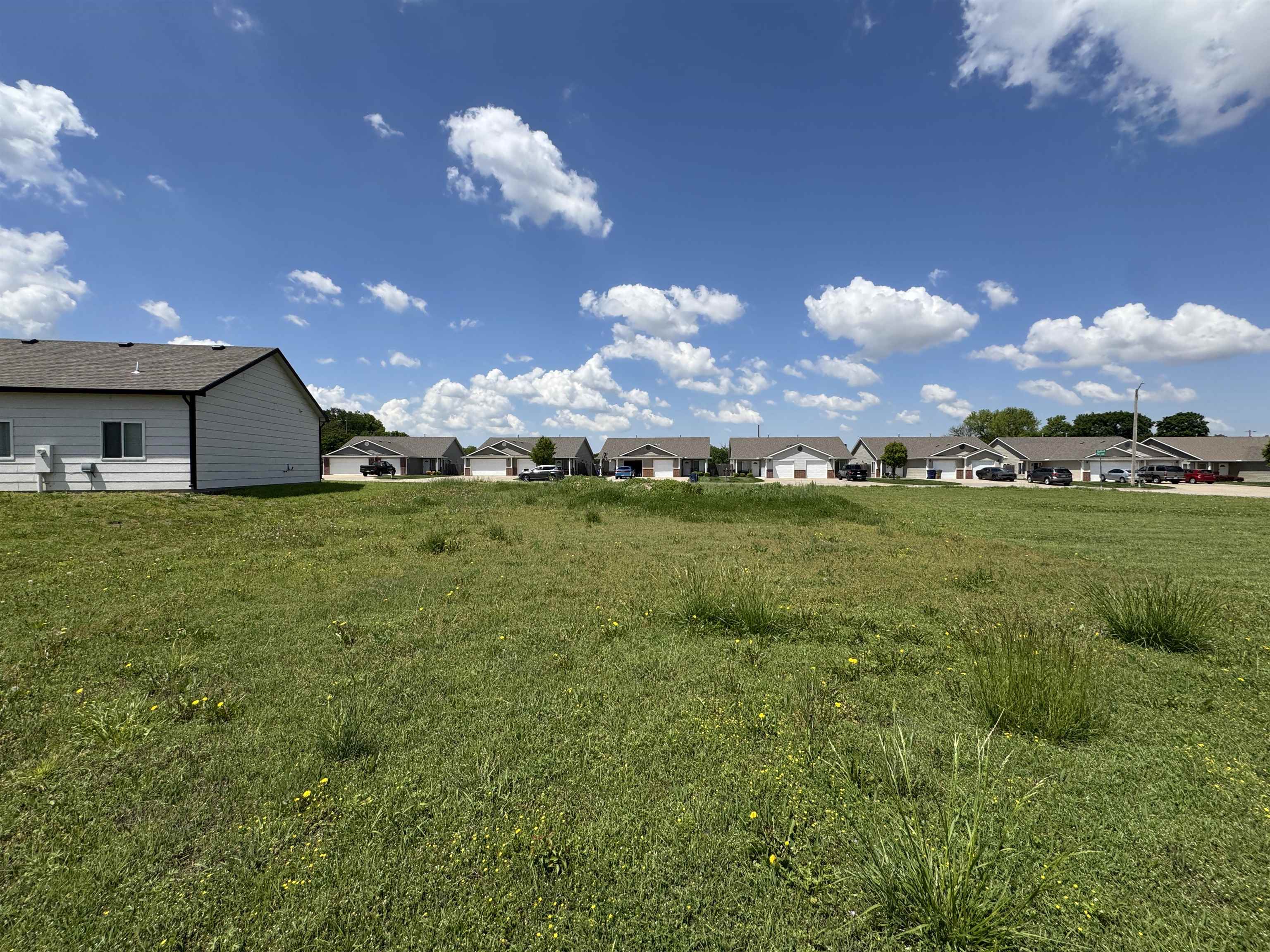 728 N Redbud, Valley Center, Kansas image 4