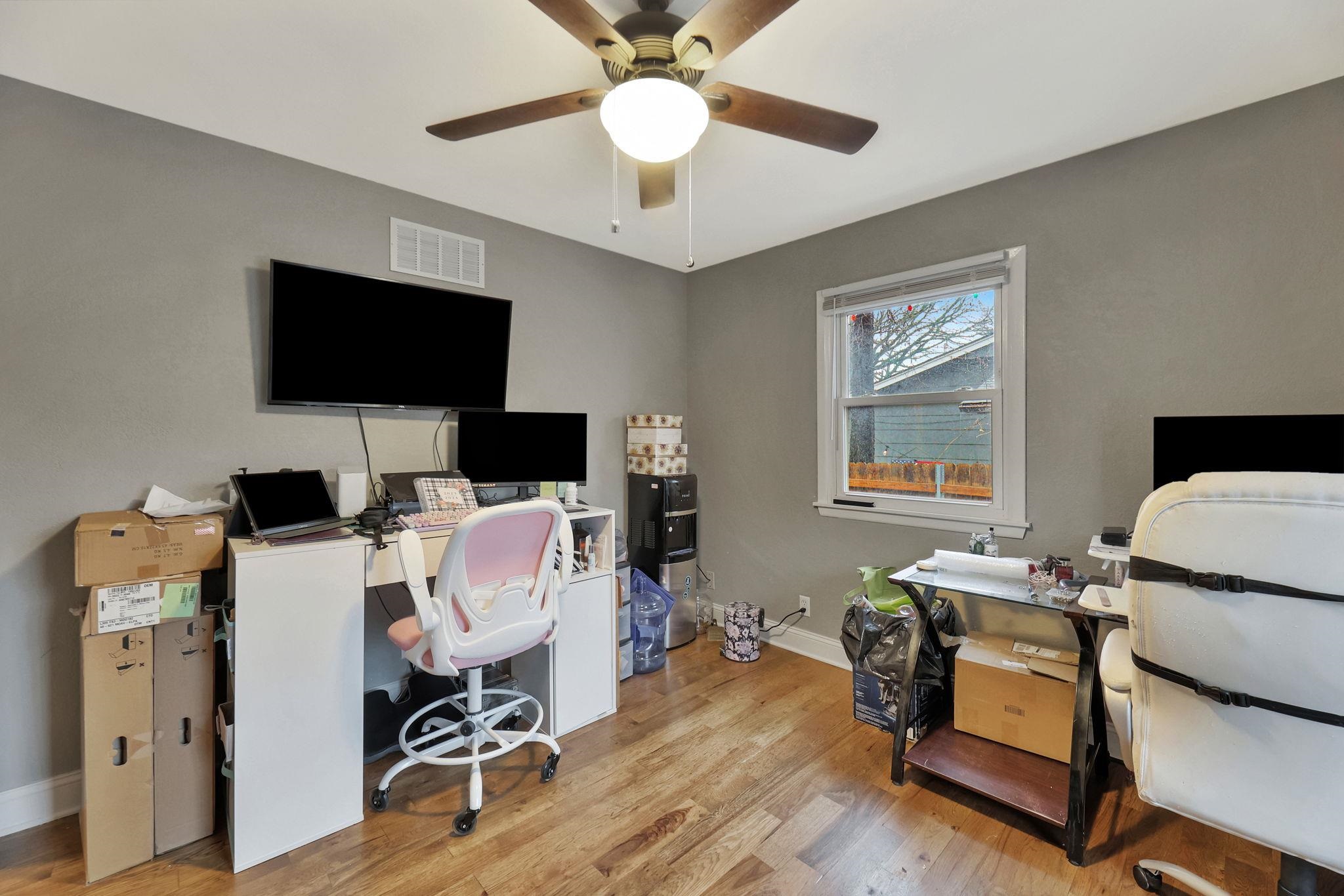 Derby, Kansas 67037, United States, 3 Bedrooms Bedrooms, ,3 BathroomsBathrooms,Residential,Pending,67868