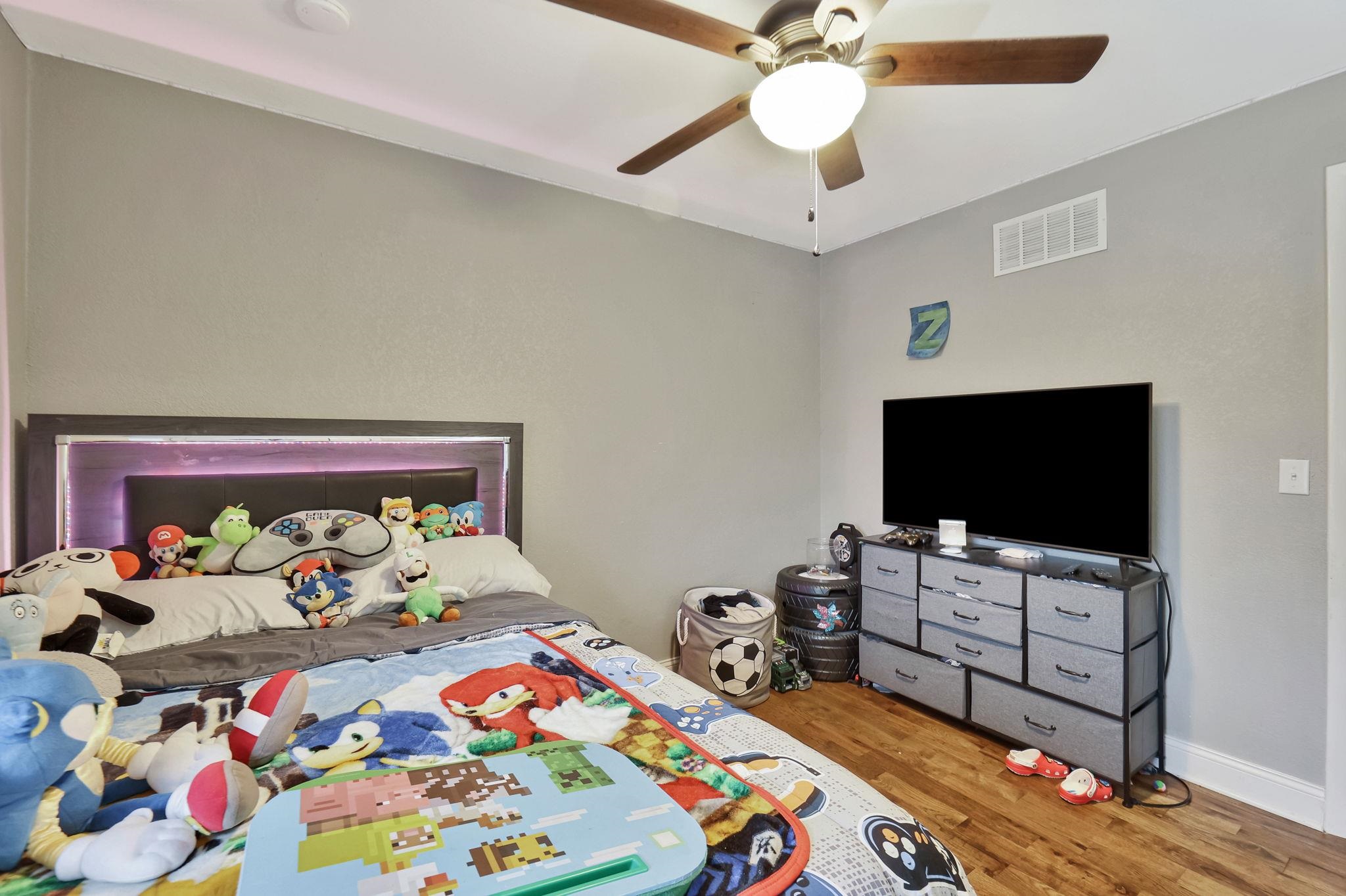 Derby, Kansas 67037, United States, 3 Bedrooms Bedrooms, ,3 BathroomsBathrooms,Residential,Pending,67868