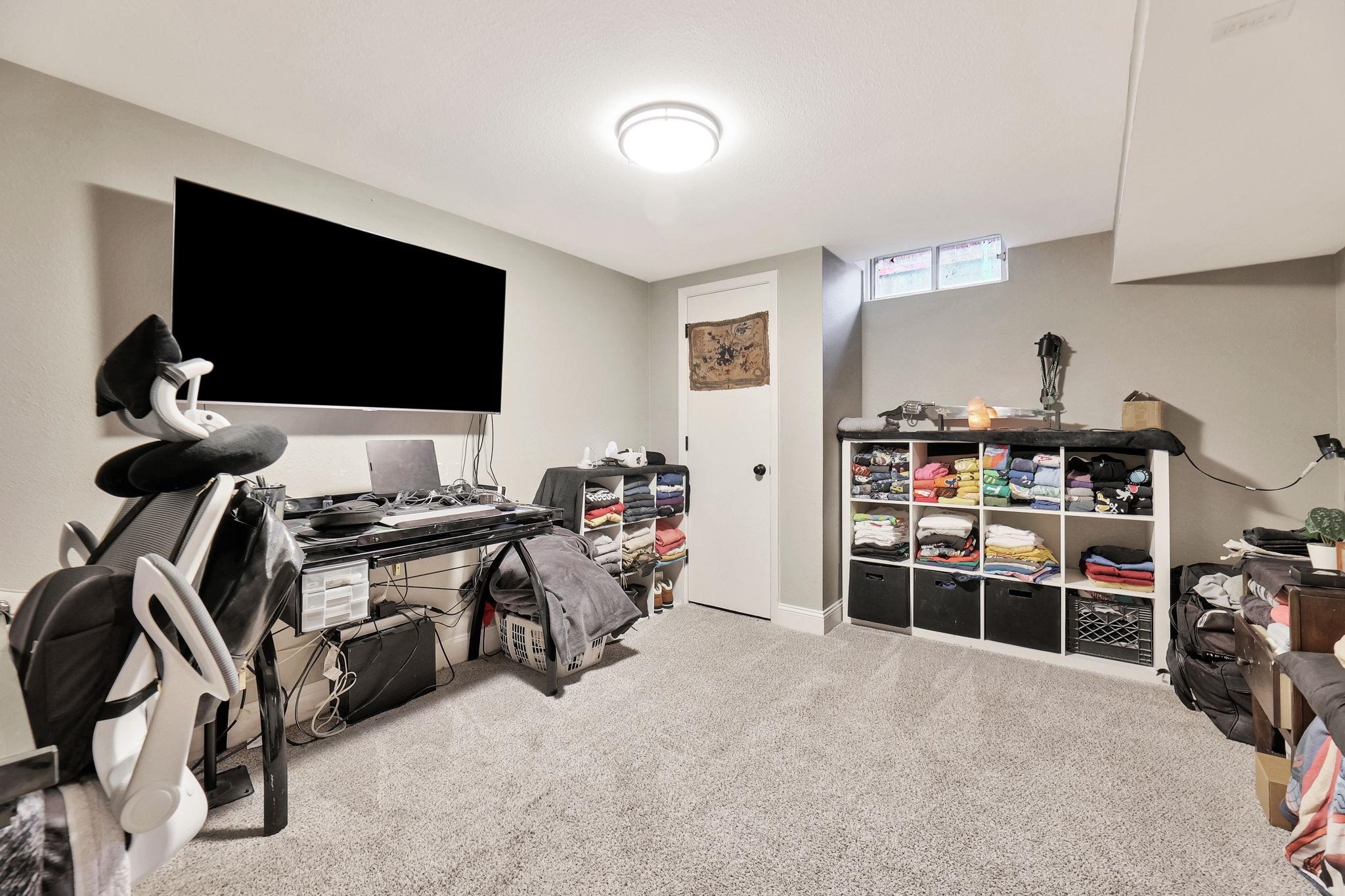 Derby, Kansas 67037, United States, 3 Bedrooms Bedrooms, ,3 BathroomsBathrooms,Residential,Pending,67868