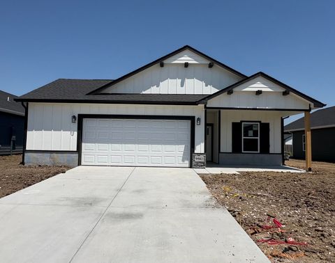 Homes For Sale - 9502 E Hurst St<br/> Sedgwick County, Wichita, KS 67210