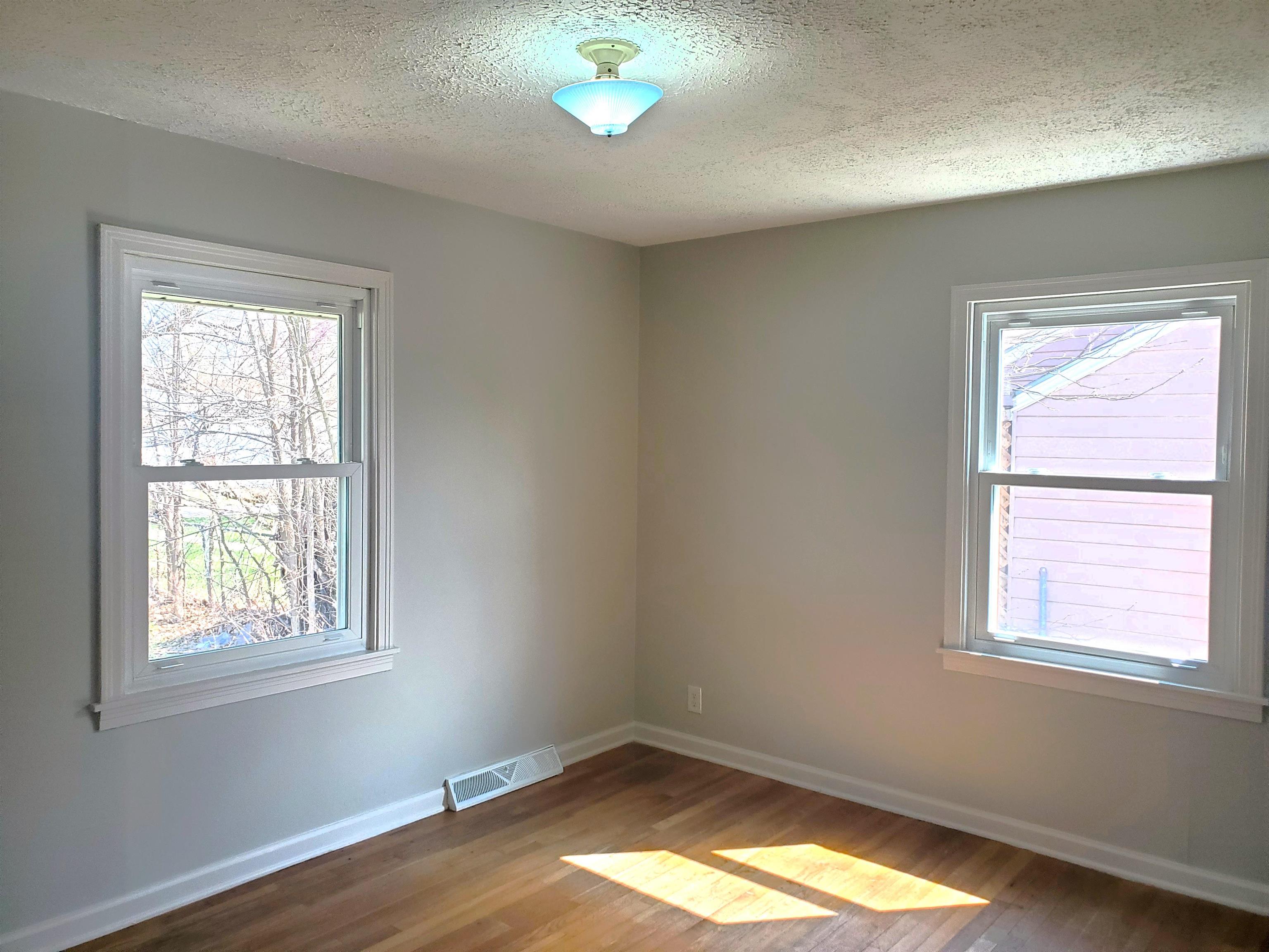 413 E Cloud St, Salina, Kansas image 8