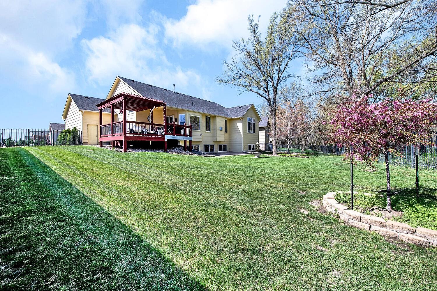 201 S Bordeulac St, Wichita, Kansas image 32