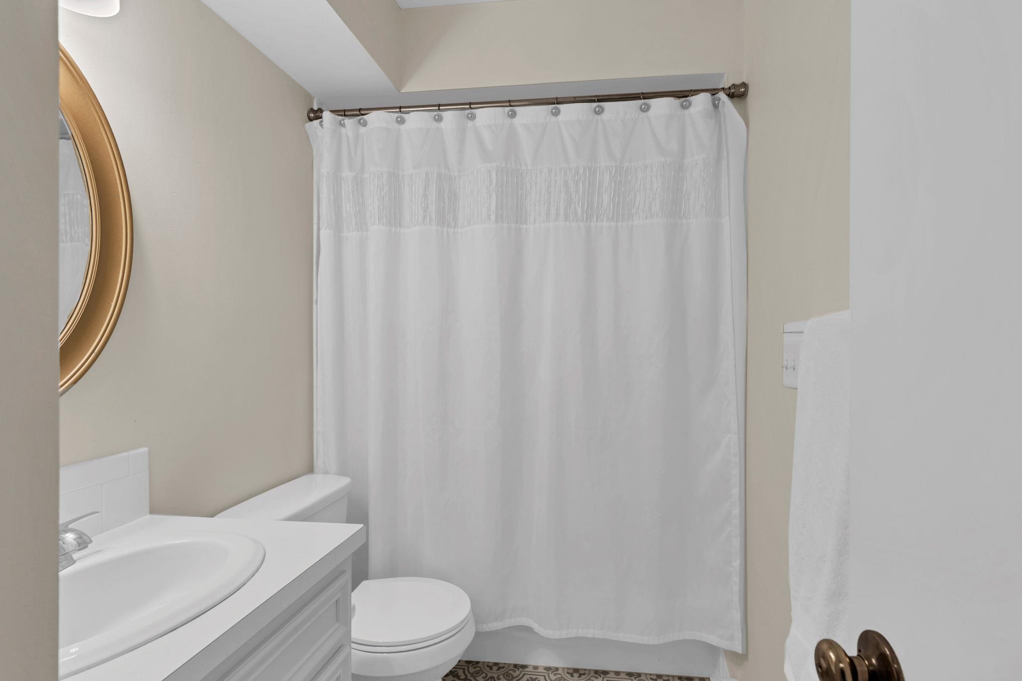 1803 S White Oak Cir, Wichita, Kansas image 23