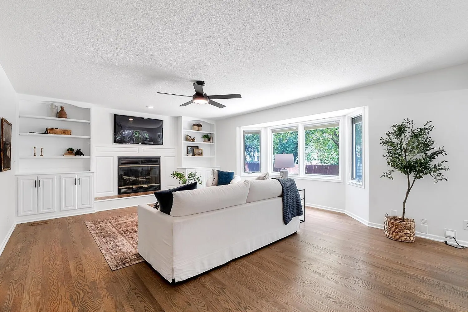 Wichita, Kansas 67206, United States, 4 Bedrooms Bedrooms, ,4 BathroomsBathrooms,Residential,Active,168102