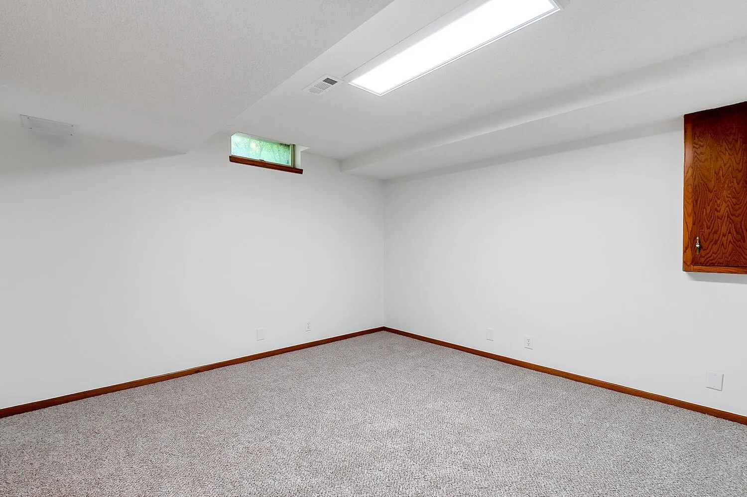 Wichita, Kansas 67206, United States, 4 Bedrooms Bedrooms, ,4 BathroomsBathrooms,Residential,Active,168102