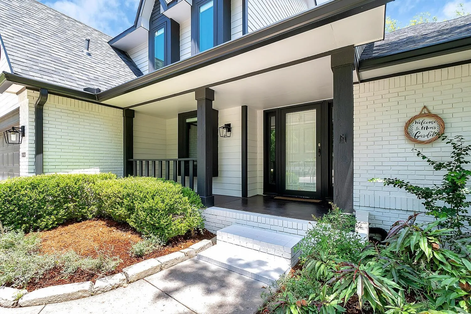 Wichita, Kansas 67206, United States, 4 Bedrooms Bedrooms, ,4 BathroomsBathrooms,Residential,Active,168102