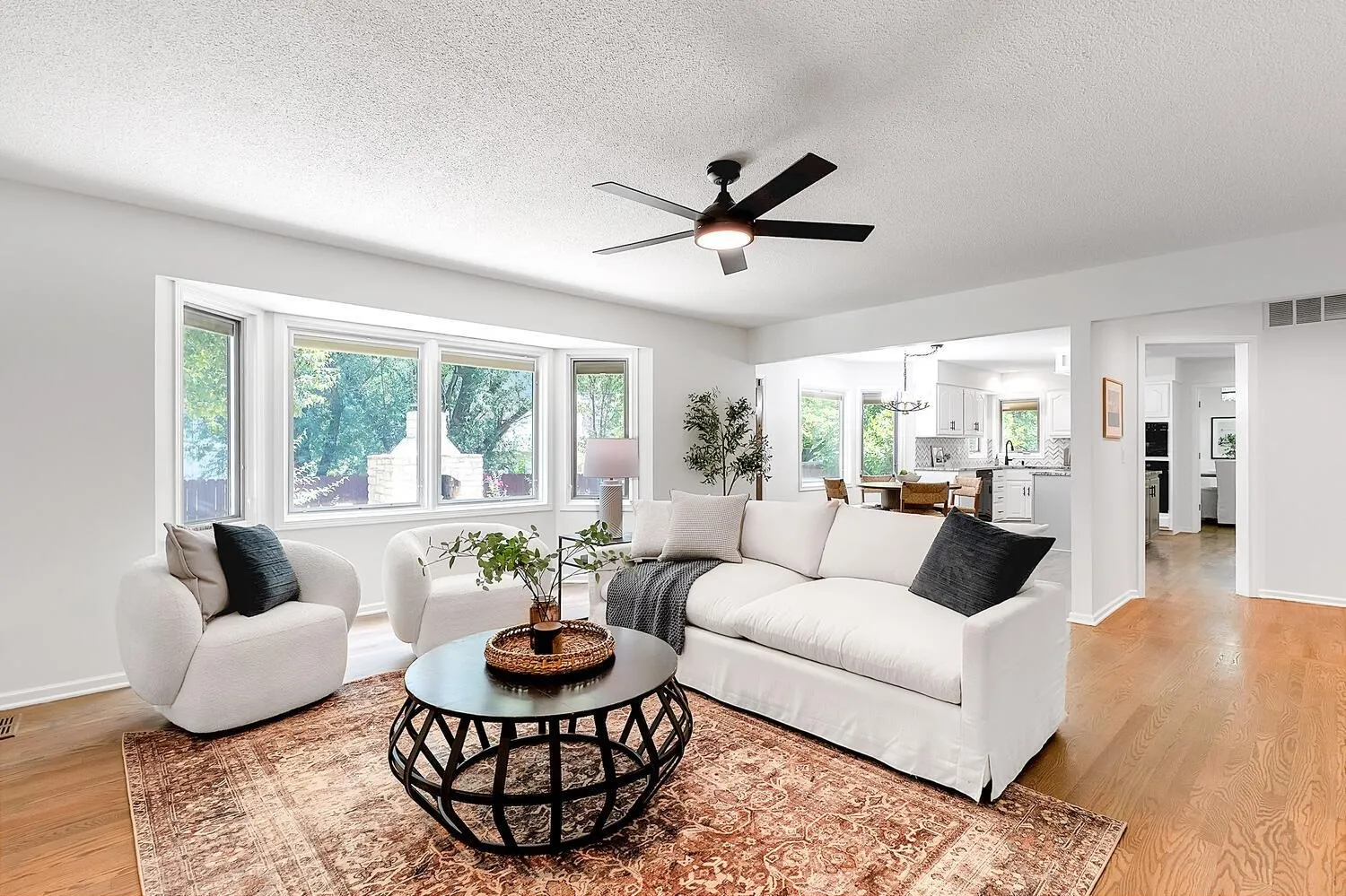 Wichita, Kansas 67206, United States, 4 Bedrooms Bedrooms, ,4 BathroomsBathrooms,Residential,Active,168102