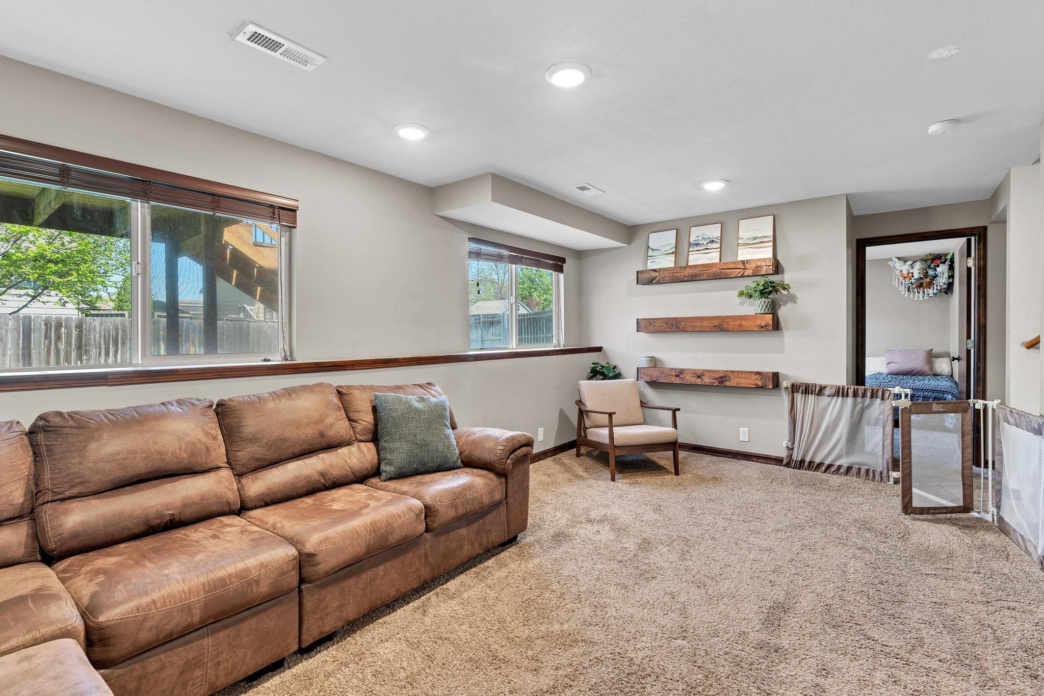 2212 E Spring Hill Dr, Goddard, Kansas image 17