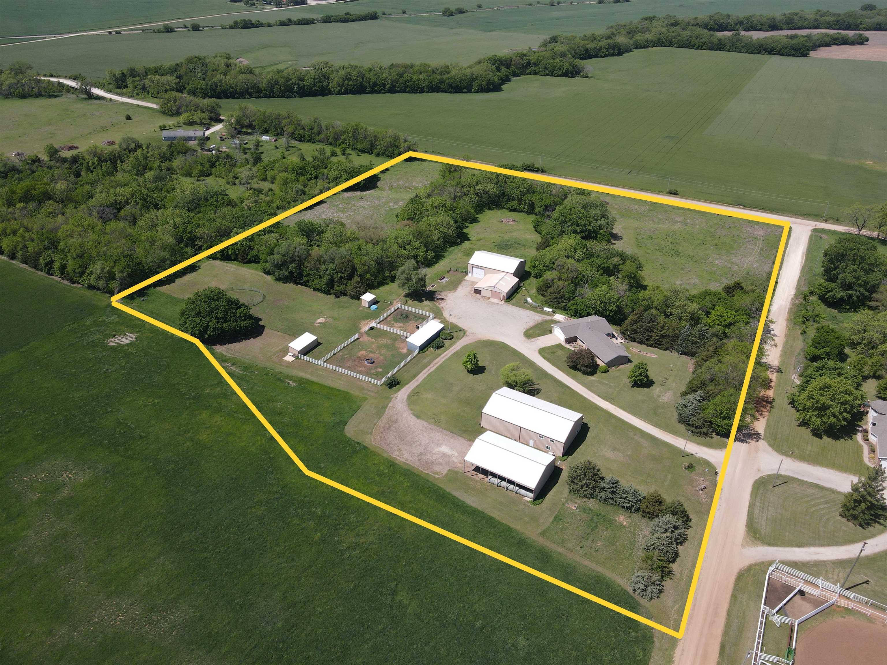 9505 W Healy Rd, Brookville, Kansas image 2