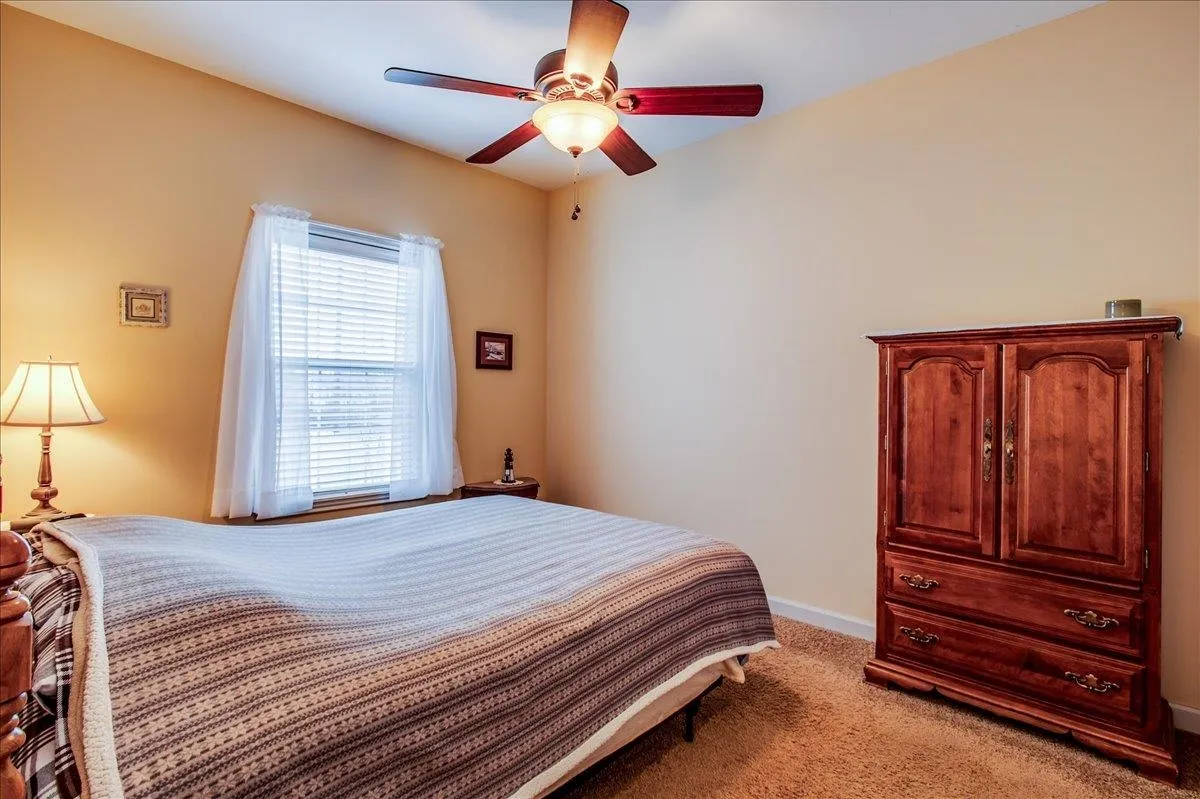 Wichita, Kansas 67207, United States, 3 Bedrooms Bedrooms, ,3 BathroomsBathrooms,Residential,Active,5801