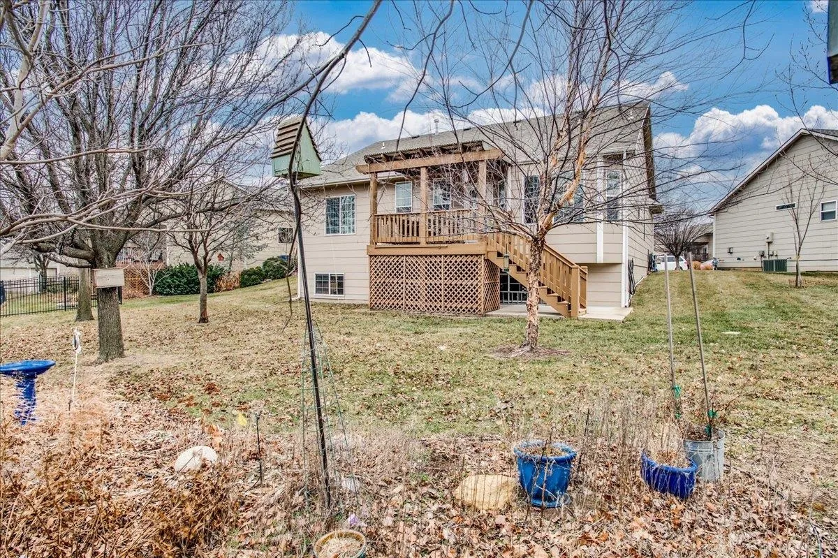 Wichita, Kansas 67207, United States, 3 Bedrooms Bedrooms, ,3 BathroomsBathrooms,Residential,Active,5801