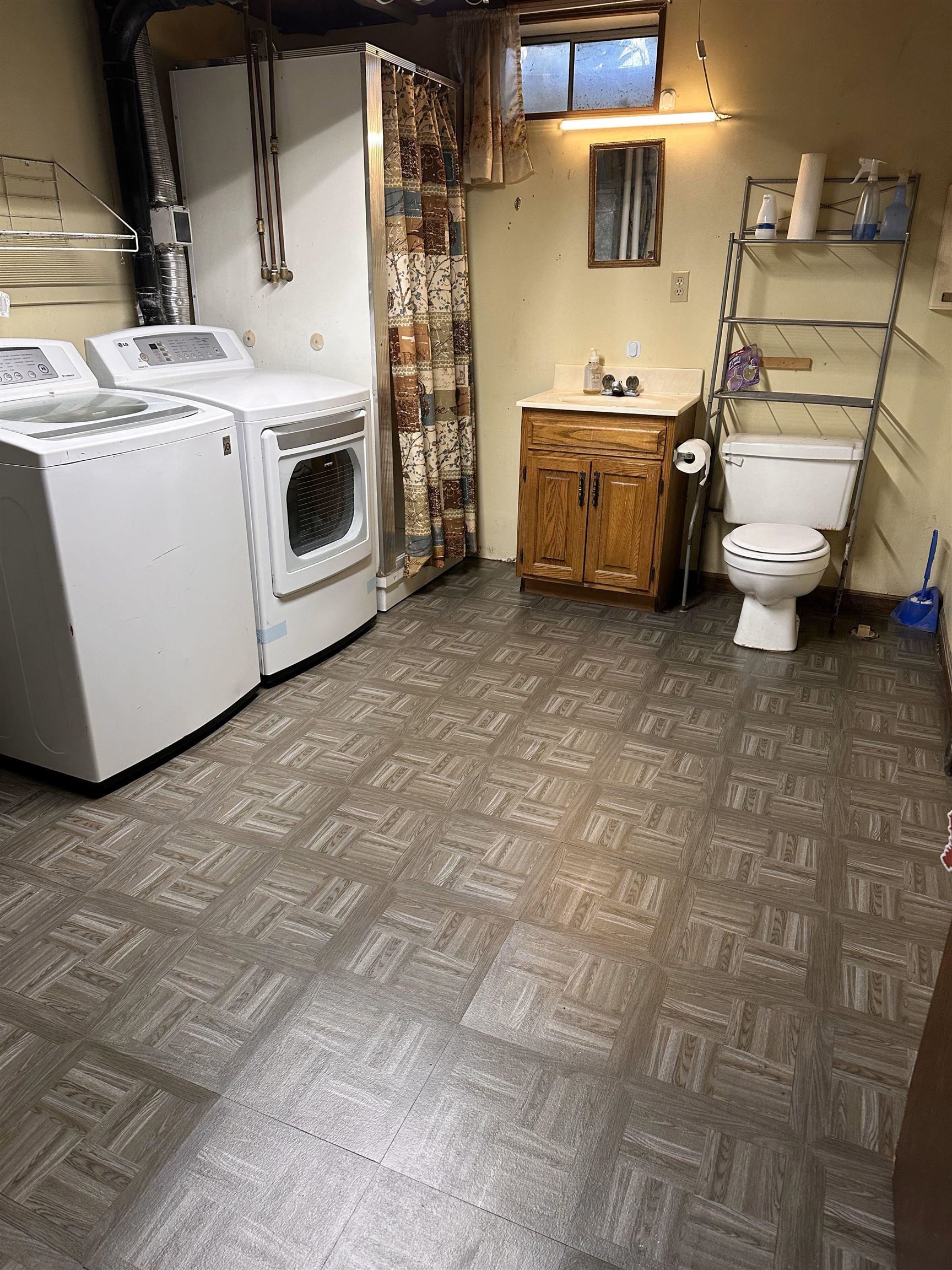 607 N Lincoln St, Bennington, Virginia image 12