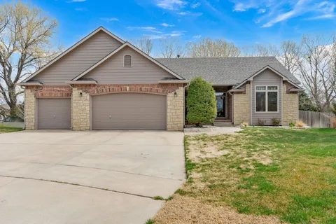 3114 N Wild Rose Ct, Wichita, KS MLS: 652694