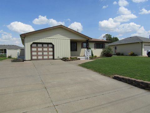 Homes For Sale - 2205 S Ohio St<br/> Saline County, Salina, KS 67401