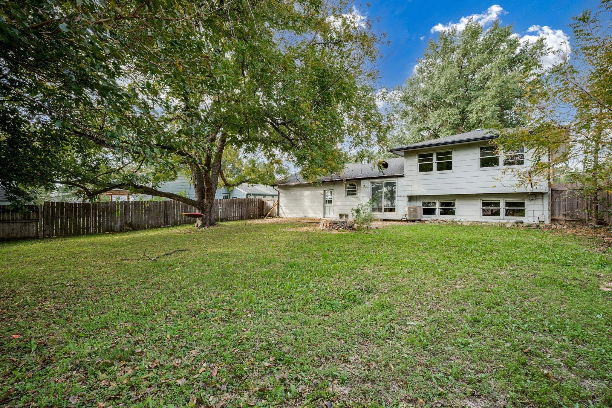 Derby, Kansas 67037, United States, 4 Bedrooms Bedrooms, ,2 BathroomsBathrooms,Residential,Active,219917