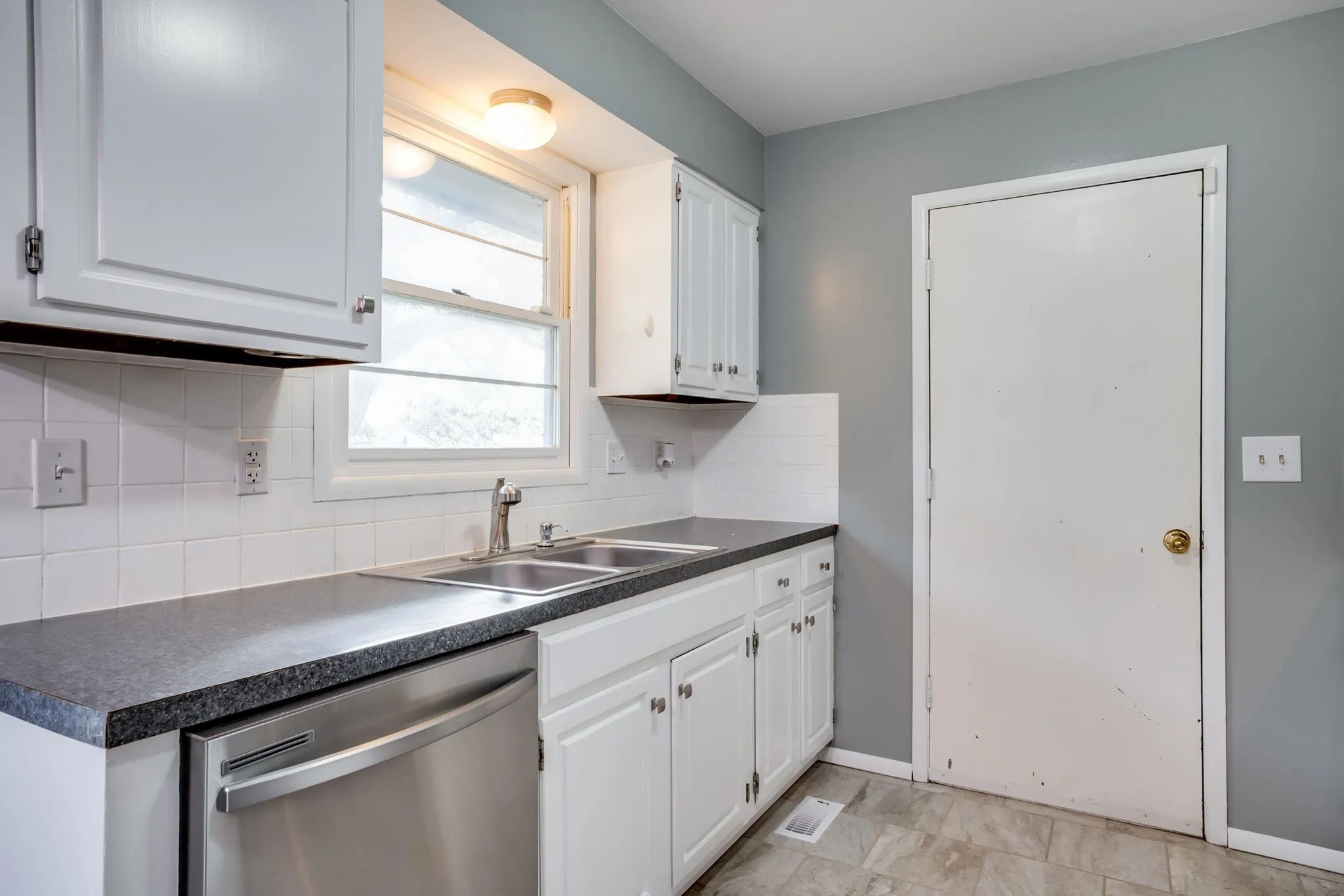 Derby, Kansas 67037, United States, 4 Bedrooms Bedrooms, ,2 BathroomsBathrooms,Residential,Active,219917