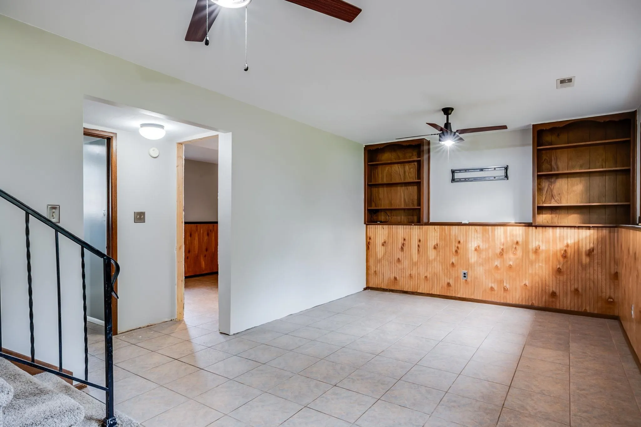 Derby, Kansas 67037, United States, 4 Bedrooms Bedrooms, ,2 BathroomsBathrooms,Residential,Active,219917