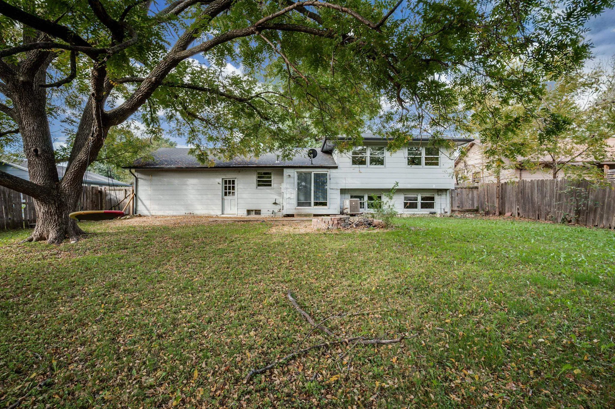 Derby, Kansas 67037, United States, 4 Bedrooms Bedrooms, ,2 BathroomsBathrooms,Residential,Active,219917