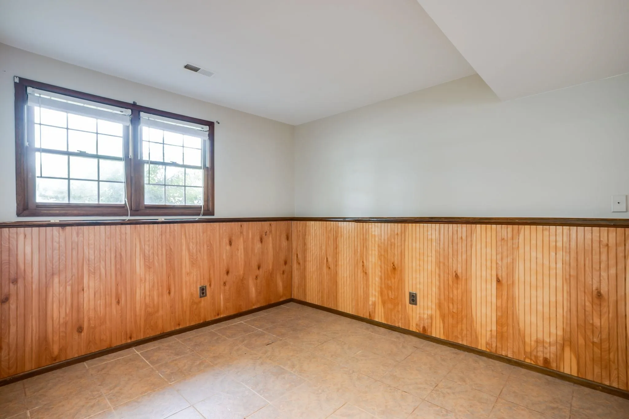 Derby, Kansas 67037, United States, 4 Bedrooms Bedrooms, ,2 BathroomsBathrooms,Residential,Active,219917