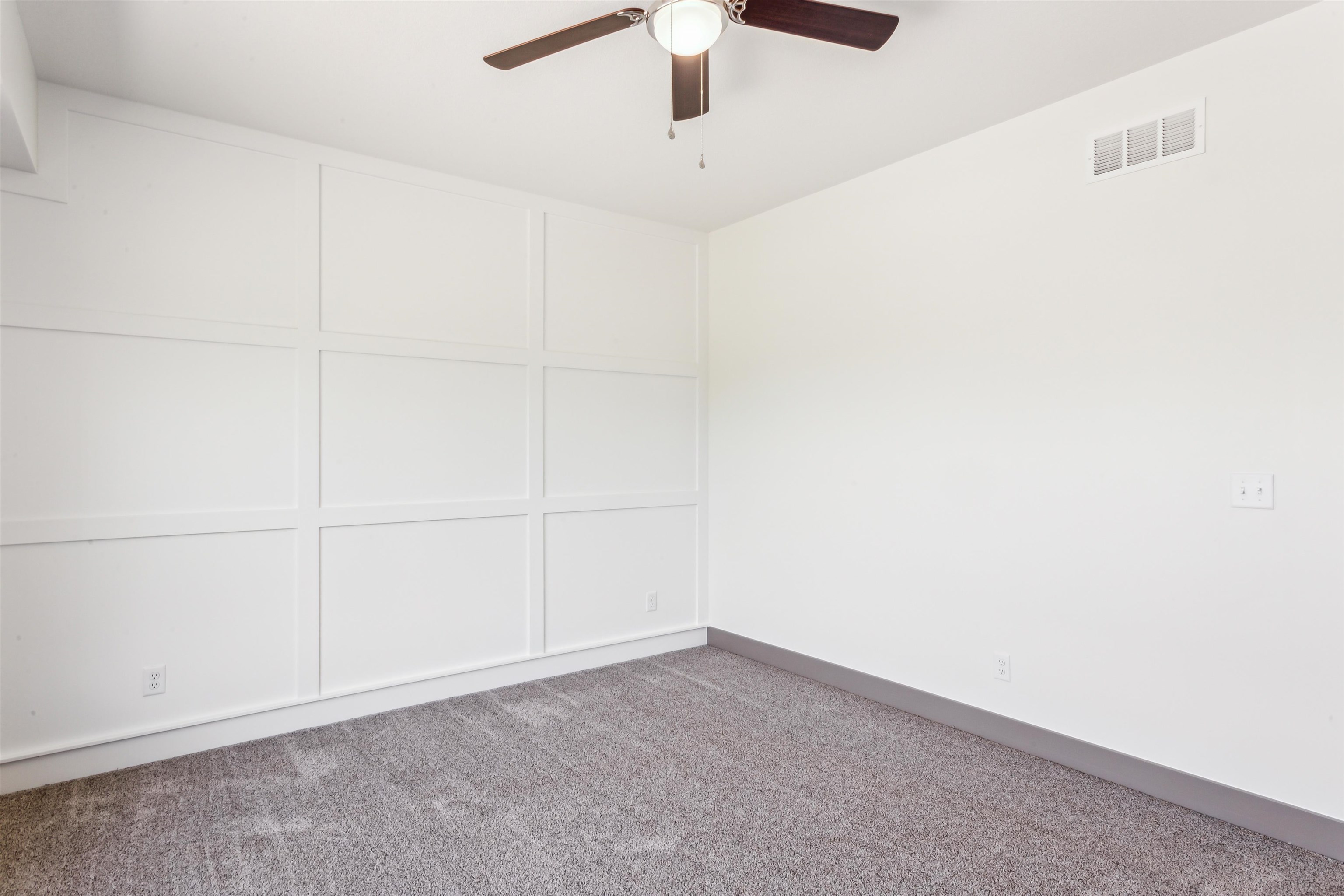5821 N Newport St, Park City, Kansas image 13