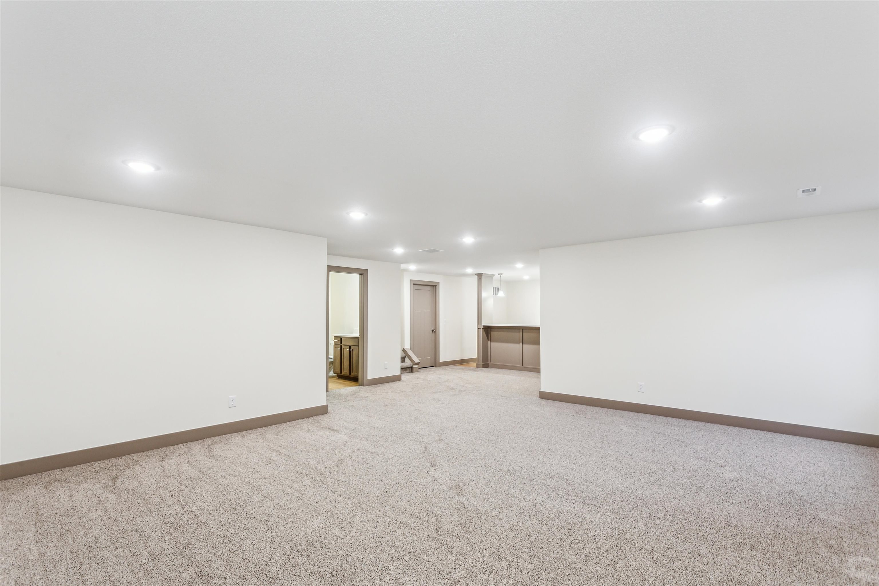 5821 N Newport St, Park City, Kansas image 26
