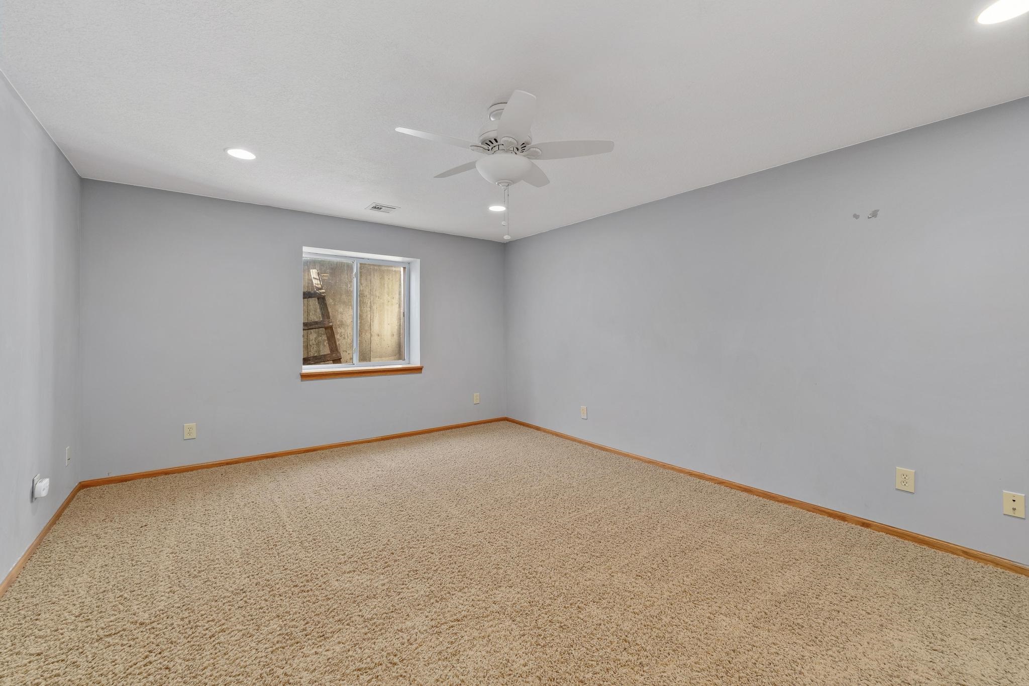 301 N Pacific St, Oxford, Kansas image 24