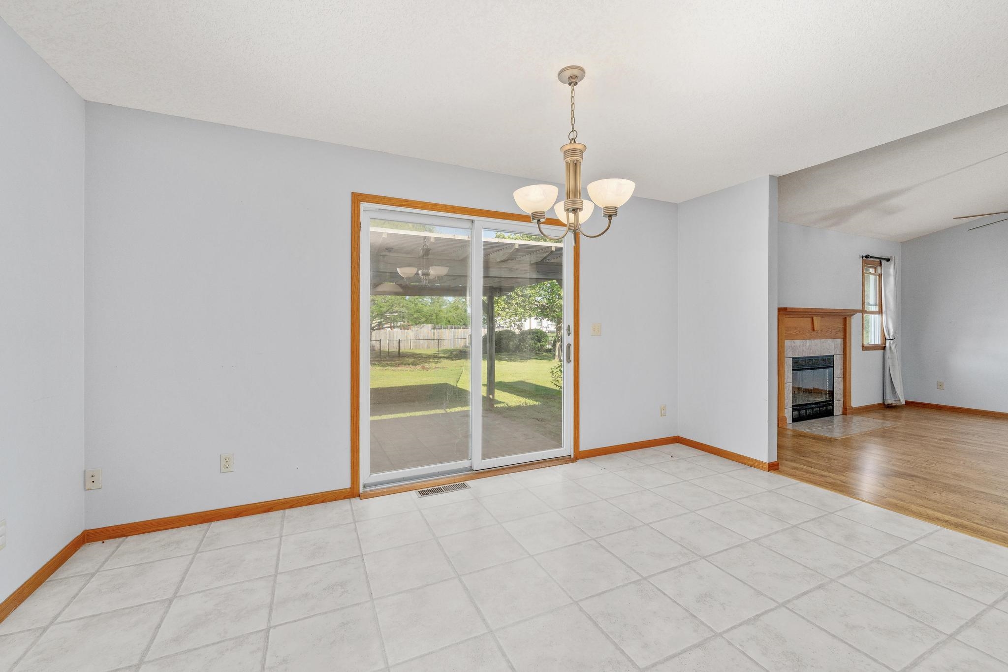 301 N Pacific St, Oxford, Kansas image 7