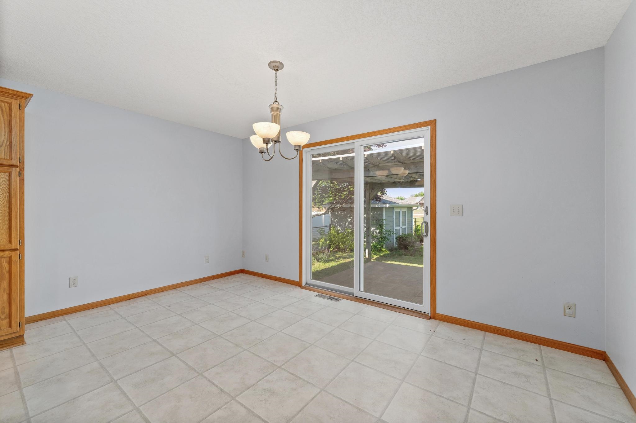 301 N Pacific St, Oxford, Kansas image 6