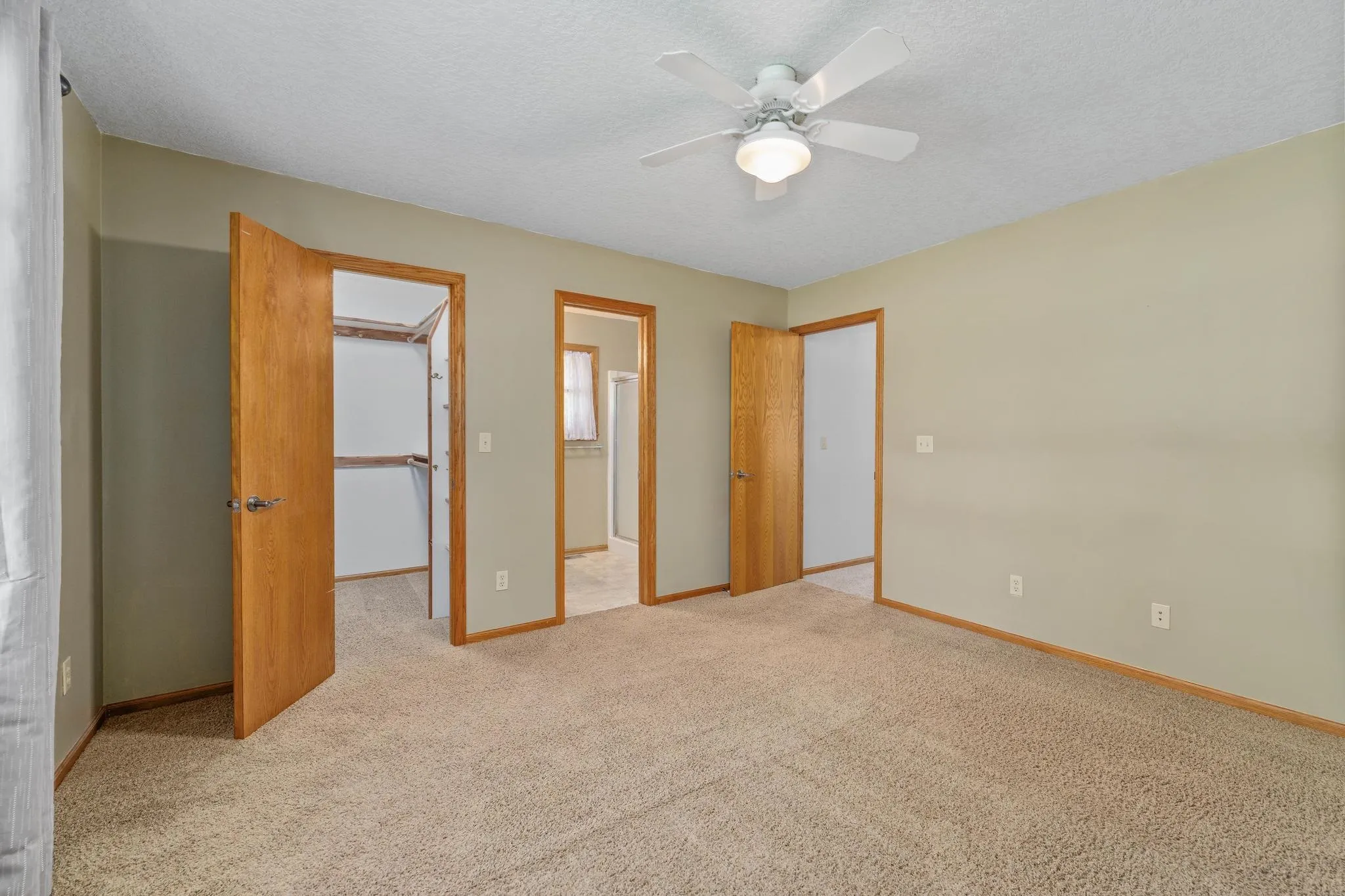 Oxford, Kansas 67119, United States, 5 Bedrooms Bedrooms, ,3 BathroomsBathrooms,Residential,Active,139571