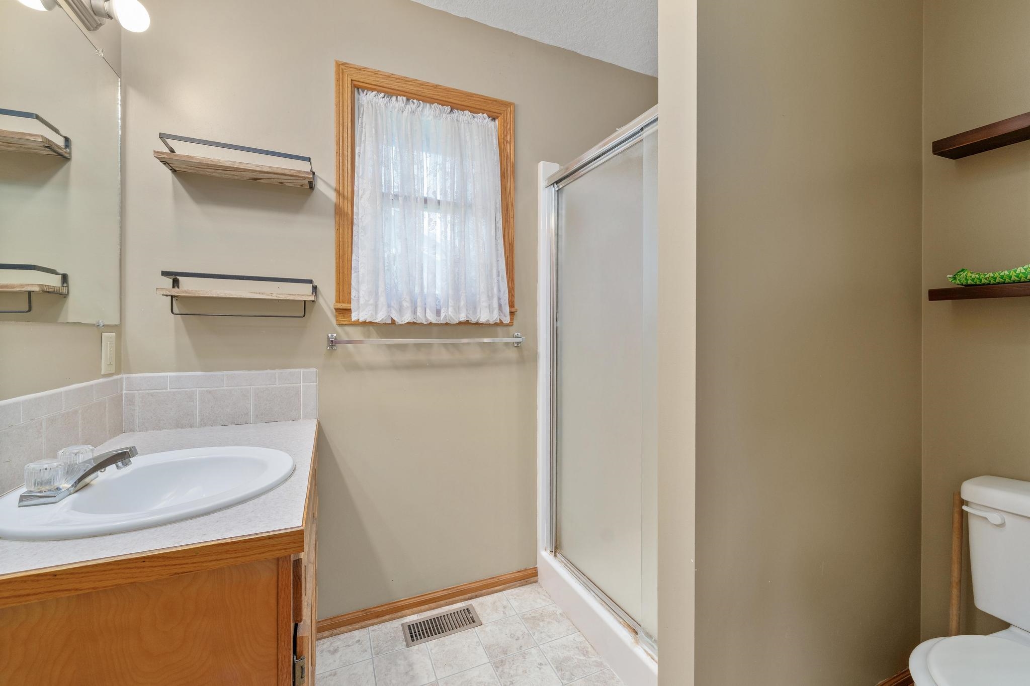 301 N Pacific St, Oxford, Kansas image 16