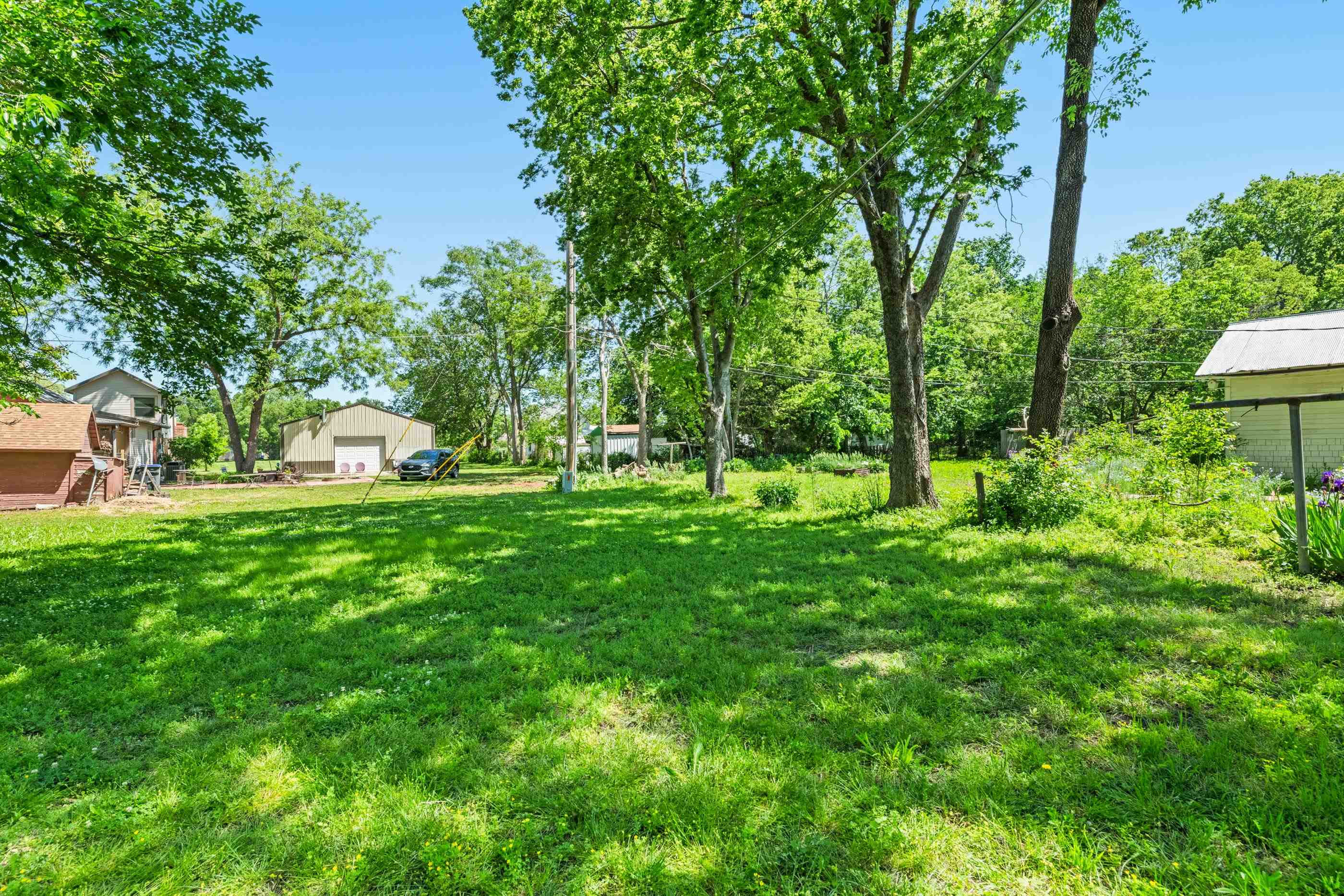 432 W 7th St, Newton, Kansas image 21